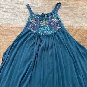One September Teal Embroidered Ruched Sleeveless Tank Halter Top size Medium
